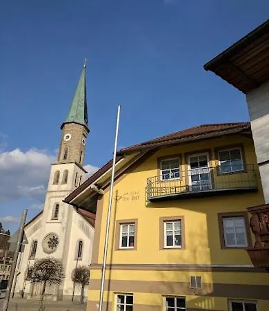 Zur Post Fromel Отель
