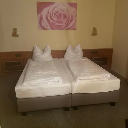 Zur Post Fromel Hotel